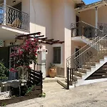 아파트 Bougainvillea Views - μπουκαμβίλια θέα