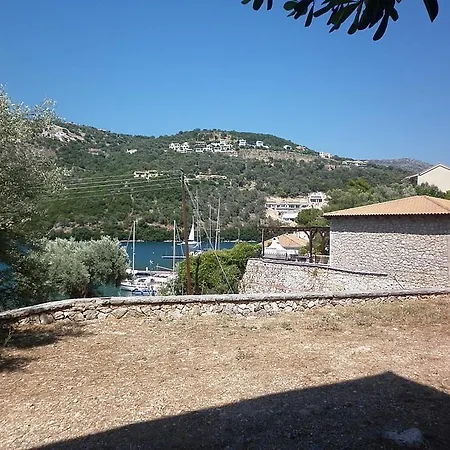 Bougainvillea Views - μπουκαμβίλια θέα Apartment *