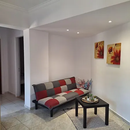 Bougainvillea Views - μπουκαμβίλια θέα Apartment *